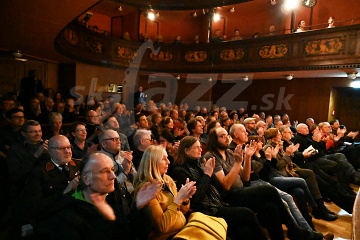 Plný dom ... © Patrick Španko