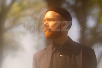 n Wunder © Aron Pelcman 2024