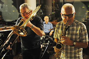 BA: Traditional Club Revival a Peter Lipa !!!