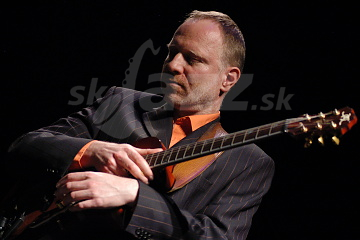 Dnes si pripíja ... ???