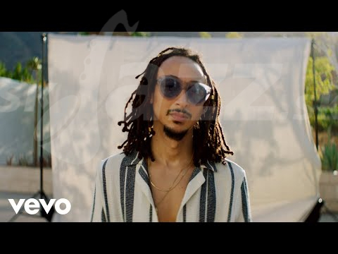 USA - Theo Croker ft. Malaya !!!