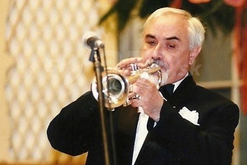 Dnes oslavuje Karol 80. rokov !!!