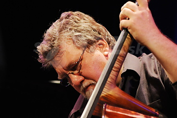 Kontrabasista Michael Formanek !!!