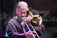 Trombonista Clifton Anderson !!!
